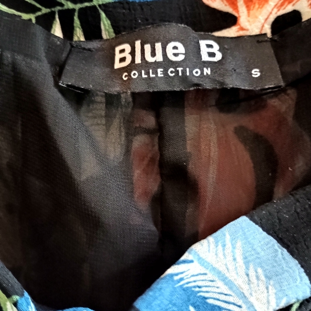 Blue B Women's‎ Tropical Floral Off-Shoulder Ruffle Top Size Small Black Multi - Picture 9 of 15